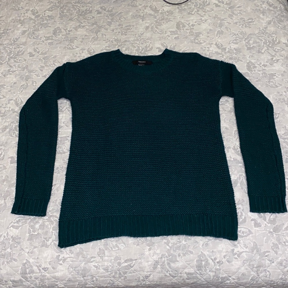 Emerald Green Forever 21 Women’s Sweater Size Small